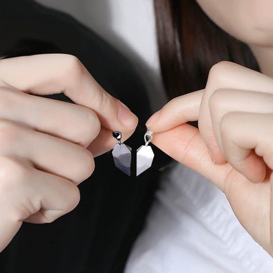 A Minimalist Lovers Matching Friendship Heart Pendant Couple Magnetic Jewelry